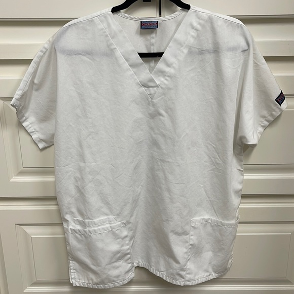 Cherokee unisex scrub top, white, never worn, size medium - Picture 1 of 3